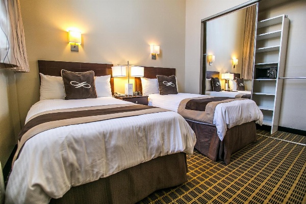 Pointe Plaza Hotel image 6